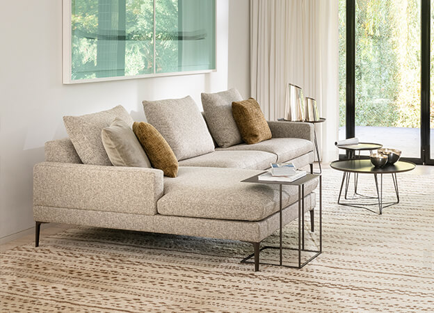 Die Eckgruppe Tigra von Jori. Sofa Ecksofa Tigra Jori