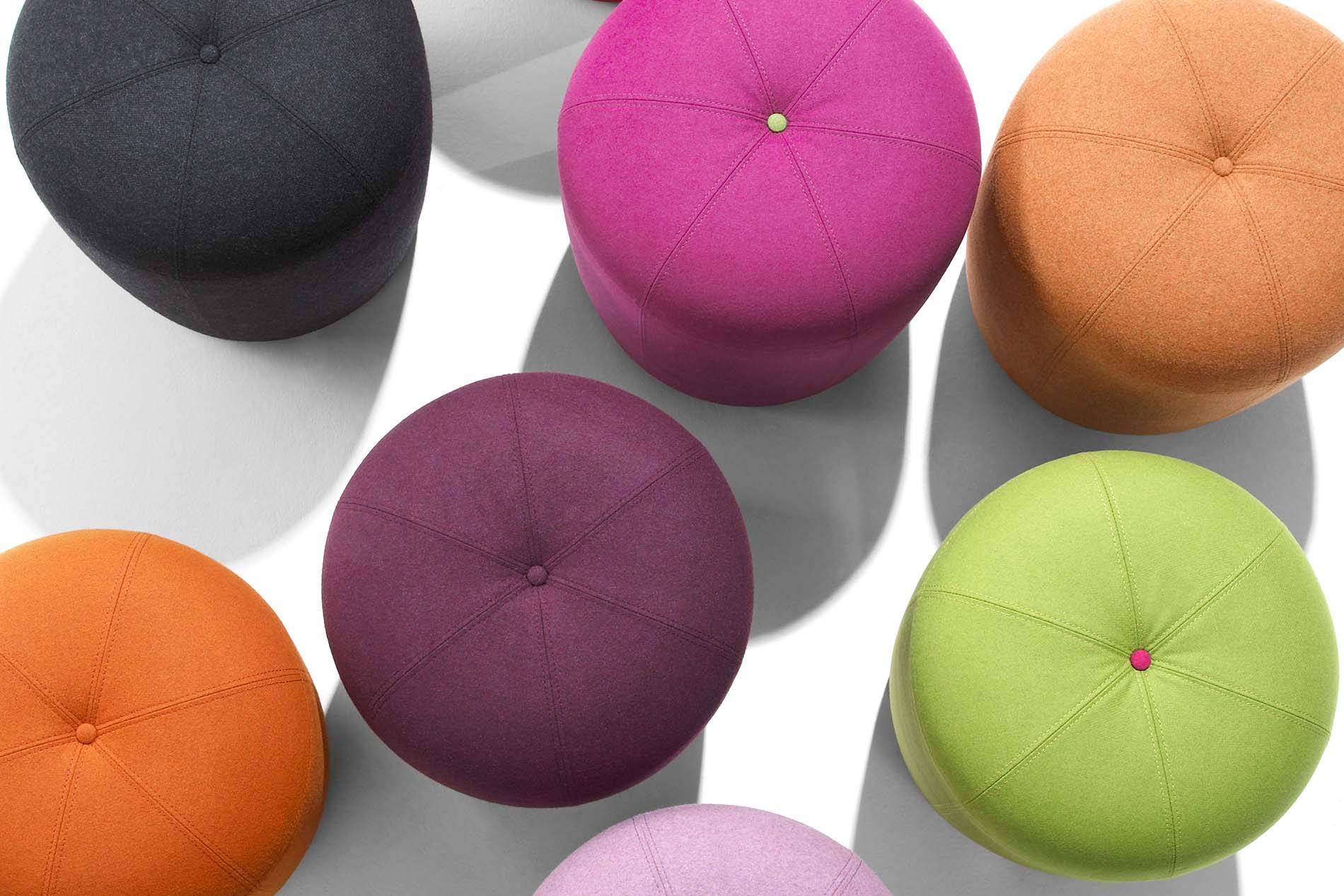 Der Zapallo Hocker von Signet. Signet Zapallo Hocker